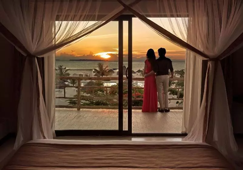 اتاق لوکس با چشم‌انداز دریا, Gold Zanzibar Beach House & Spa