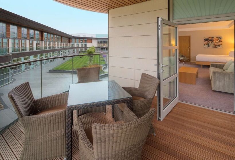 Полулюкс Кровать Кинг, Hilton At St George S Park, Burton Upon Trent