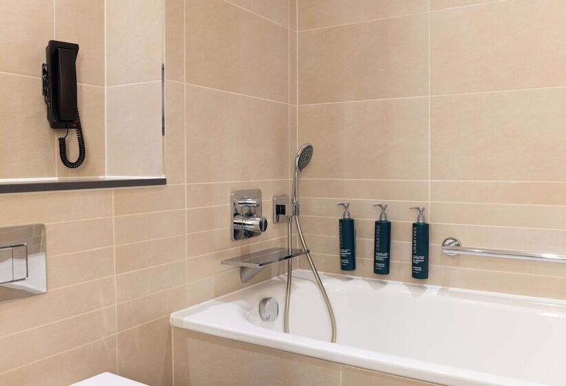 Номер Deluxe, Hilton At St George S Park, Burton Upon Trent