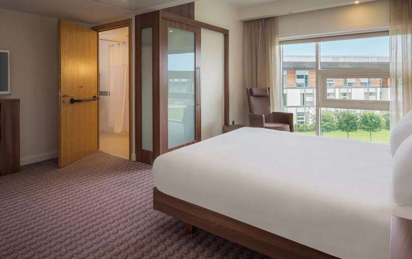 Номер Стандарт, Hilton At St George S Park, Burton Upon Trent