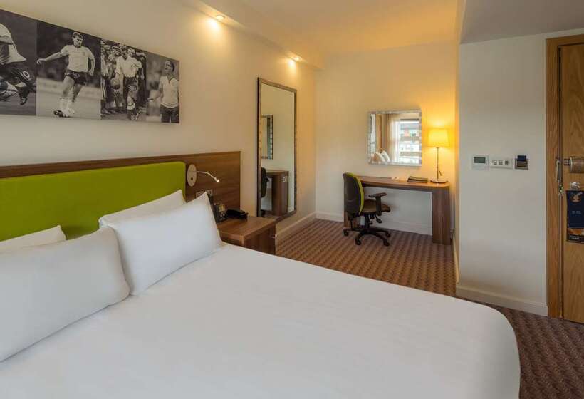 Номер Стандарт, Hilton At St George S Park, Burton Upon Trent