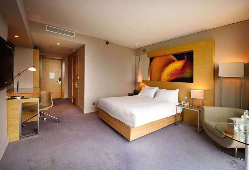 Номер Стандарт, Hilton At St George S Park, Burton Upon Trent