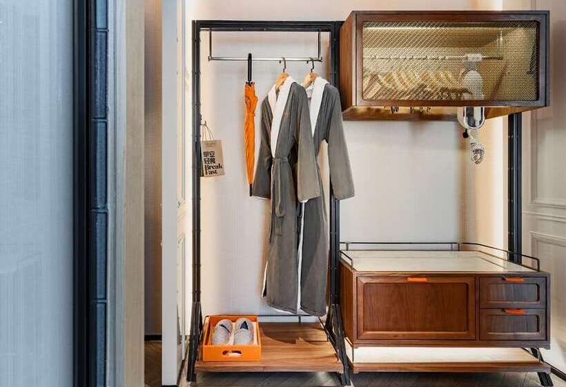 Номер Deluxe Кровать Кинг, Hilton At St George S Park, Burton Upon Trent