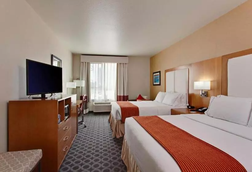 Standard-invahuone, Holiday Inn Express North Hollywood Burbank Area, An Ihg