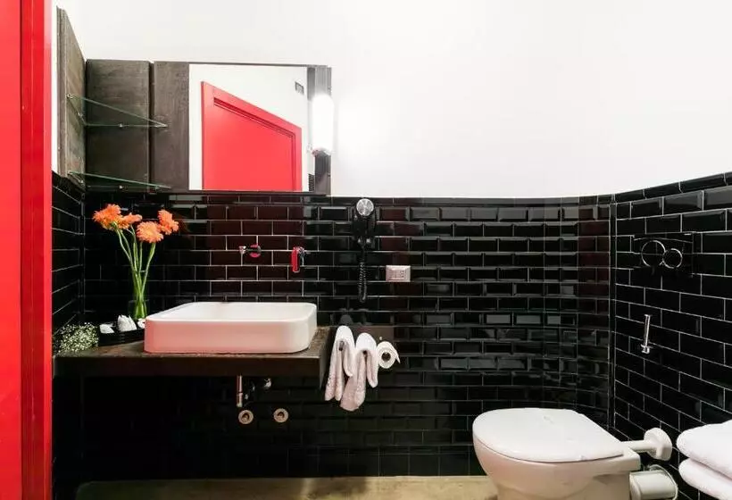 Camera Standard, La Rovere