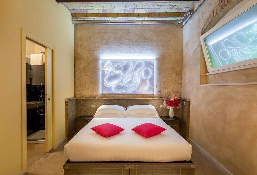 Camera Standard, La Rovere