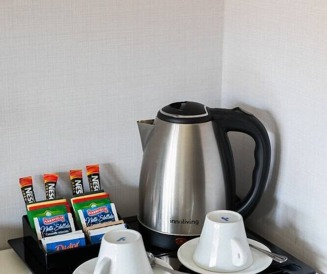 Camera Standard, La Rovere