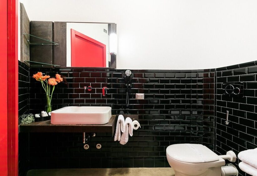 Camera Standard, La Rovere