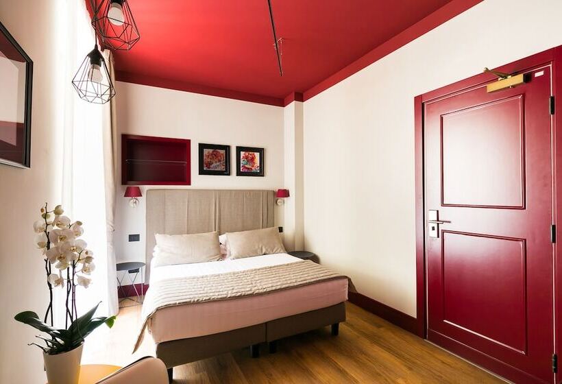 Camera Deluxe, La Rovere