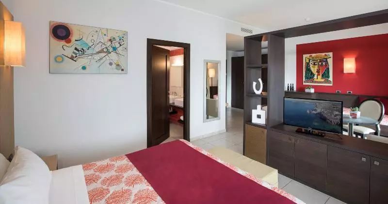 バルコニー付きジュニアスイート, Lu  Hotel Carbonia