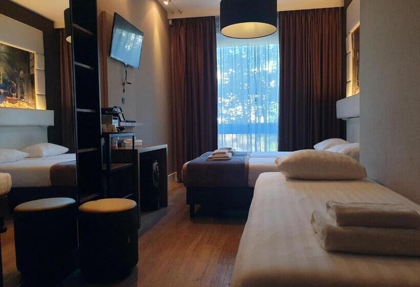 חדר סטנדרט לשלושה, Mosaic City Centre