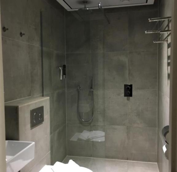 חדר סטנדרט לשלושה, Mosaic City Centre