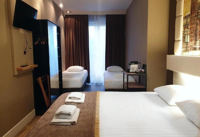 חדר סטנדרט לארבעה, Mosaic City Centre