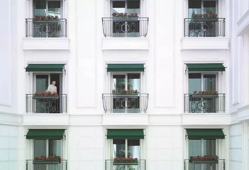 デラックスルーム, Shangrila Bosphorus, Istanbul