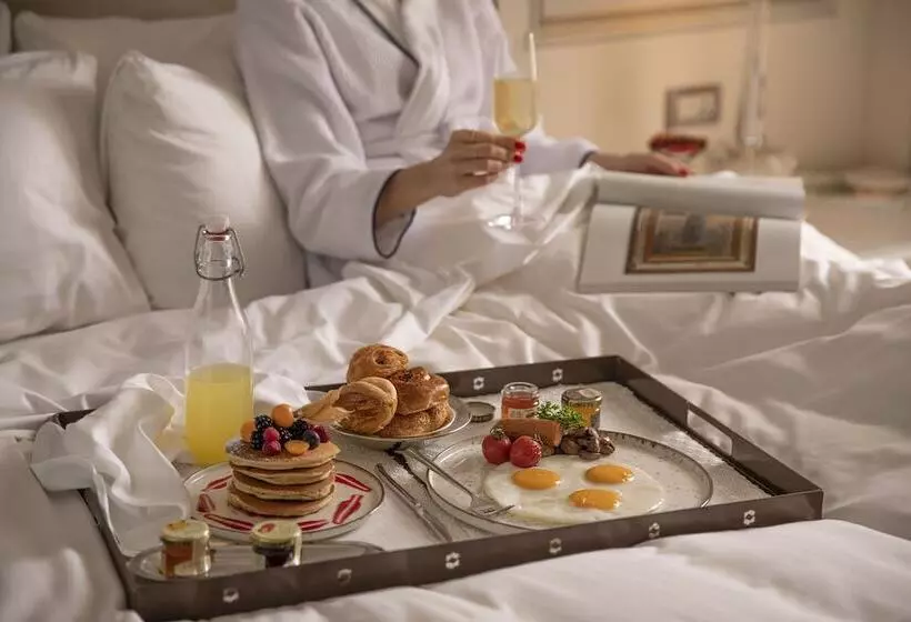 デラックスルーム, Shangrila Bosphorus, Istanbul