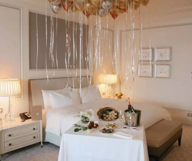 テラス付きスタンダードルーム, Shangrila Bosphorus, Istanbul
