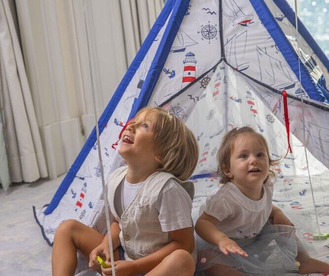 Premium room with view, Shangrila Bosphorus, Istanbul