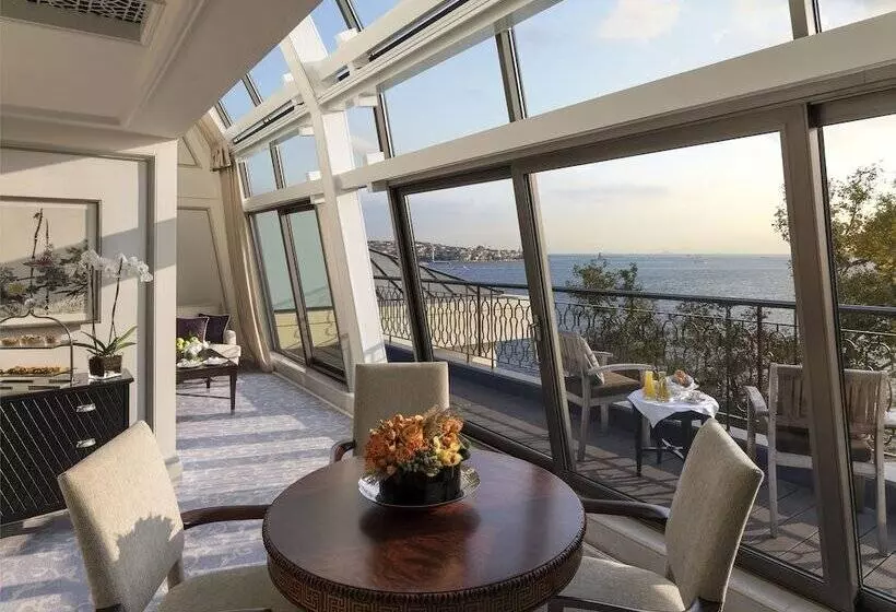 メゾネットスイート, Shangrila Bosphorus, Istanbul