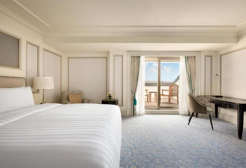 سوئیت جونیور با چشمانداز, Shangrila Bosphorus, Istanbul