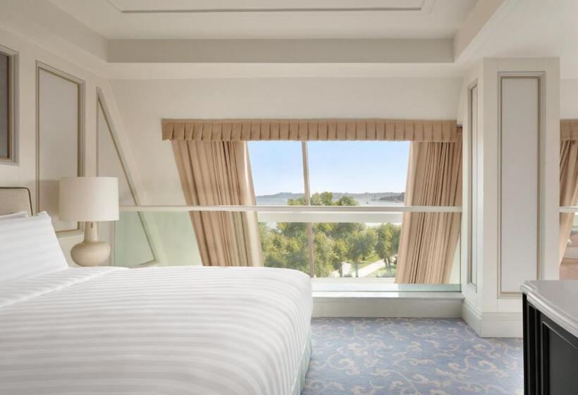 メゾネットスイート, Shangrila Bosphorus, Istanbul