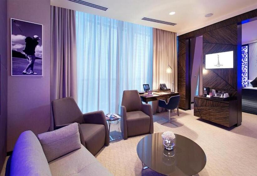 سوییت جونیور, The Torch Doha