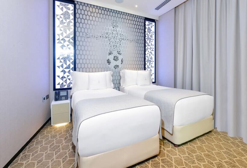 سوییت جونیور, The Torch Doha