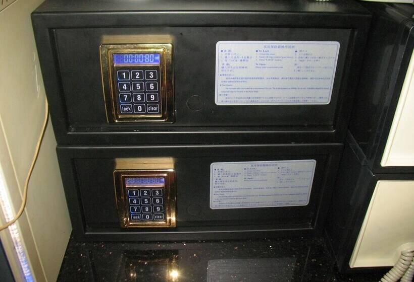 اتاق اکونومی, Kowloon Youth Village Tsim Sha Tsui 九龙青年公寓