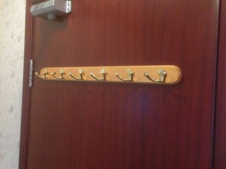 Economy Quadruple Room, Kowloon Youth Village Tsim Sha Tsui 九龙青年公寓