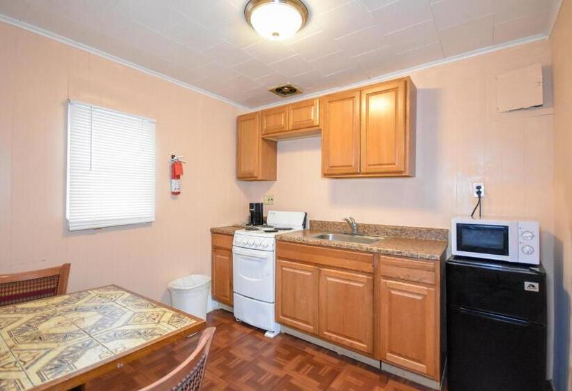 غرفة سوبيريور, Monticello Inn  Framingham/ Boston