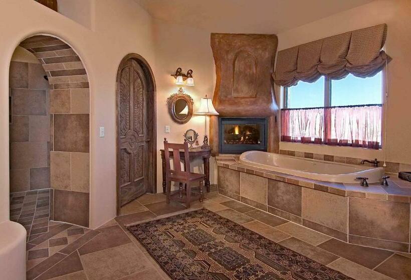 اتاق استاندارد با تخت بزرگ, Adobe Grand Villas