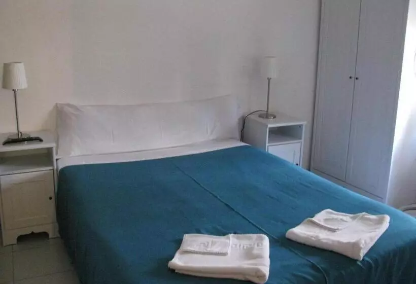 اتاق استاندارد یک تخته با سرویس بهداشتی مشترک, Hostal Elkano