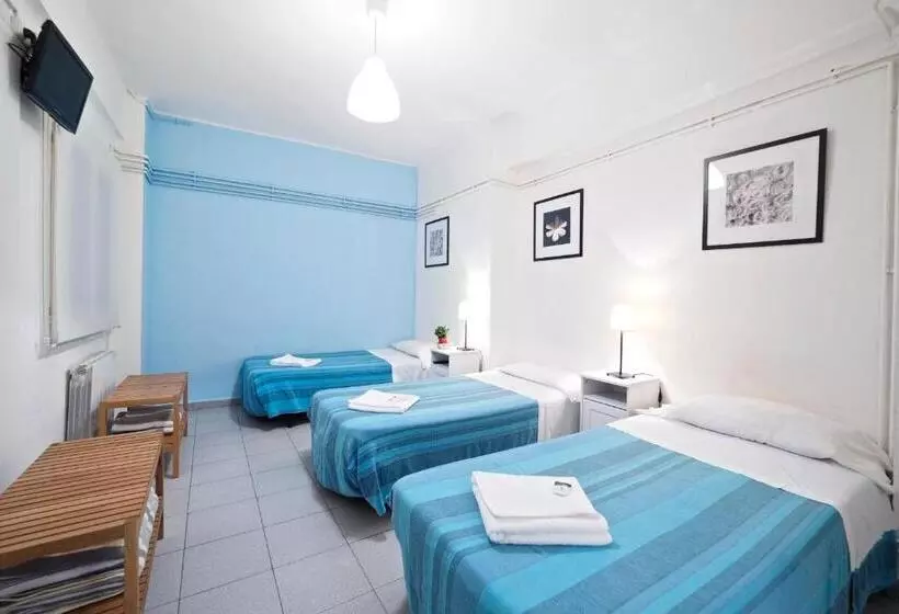 اتاق استاندارد سه نفره, Hostal Elkano