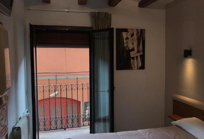 Номер Стандарт, Hostal Radio Barcelona
