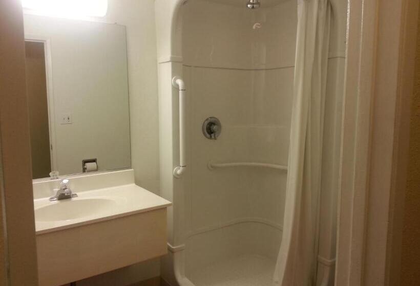 غرفه قياسيه سريرين مزدوجين, Americas Best Value Inn Lincoln Airport