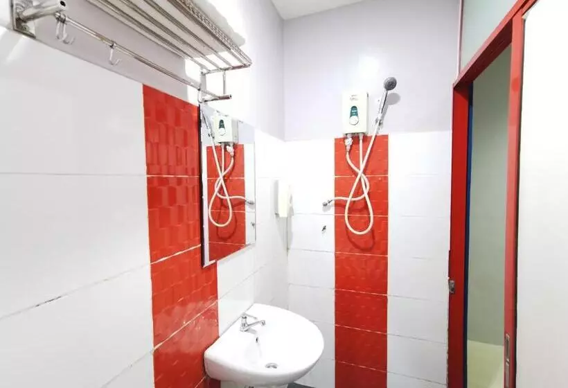اتاق خانوادگی, Best Hotel Shah Alam