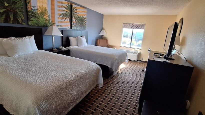 חדר סטנדרט שתי מיטות זוגיות, Days Inn By Wyndham Mauldin/greenville