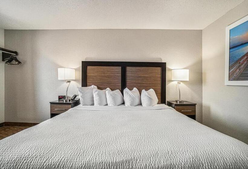 身障者適用スタンダードルーム, Days Inn & Suites By Wyndham Traverse City