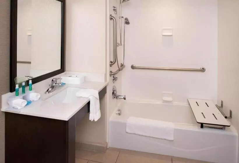 身障者適用スタンダードルーム, Holiday Inn Express & Suites Monroe, An Ihg
