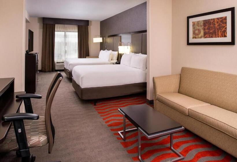 身障者適用スイートルーム, Holiday Inn Express & Suites Monroe, An Ihg