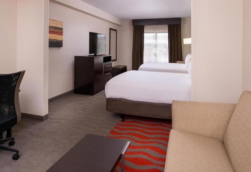 适合残疾人士使用的套间, Holiday Inn Express & Suites Monroe, An Ihg