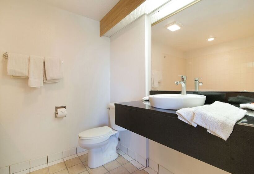 套房, Markle In I69