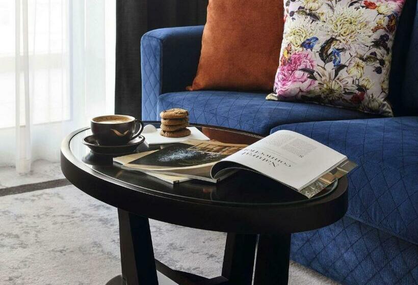 اتاق سوپریور با تخت بزرگ, Mövenpick Hotel Jumeirah Lakes Towers Dubai