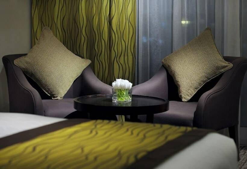اتاق سوپریور, Mövenpick Hotel Jumeirah Lakes Towers Dubai