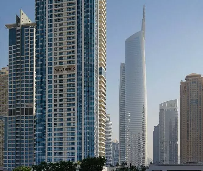 Superior-huone, Mövenpick Hotel Jumeirah Lakes Towers Dubai