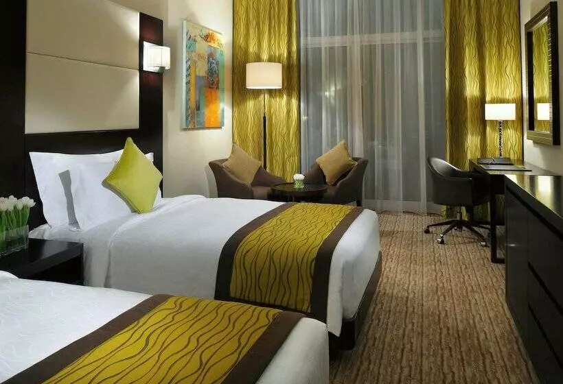 Superior-huone, Mövenpick Hotel Jumeirah Lakes Towers Dubai