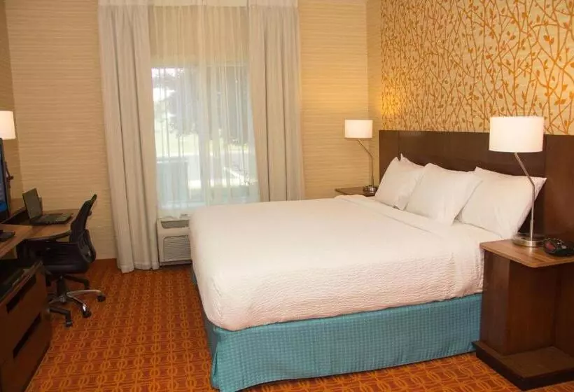 キングサイズベッドのスタンダードルーム, Peach Tree Inn And Suites