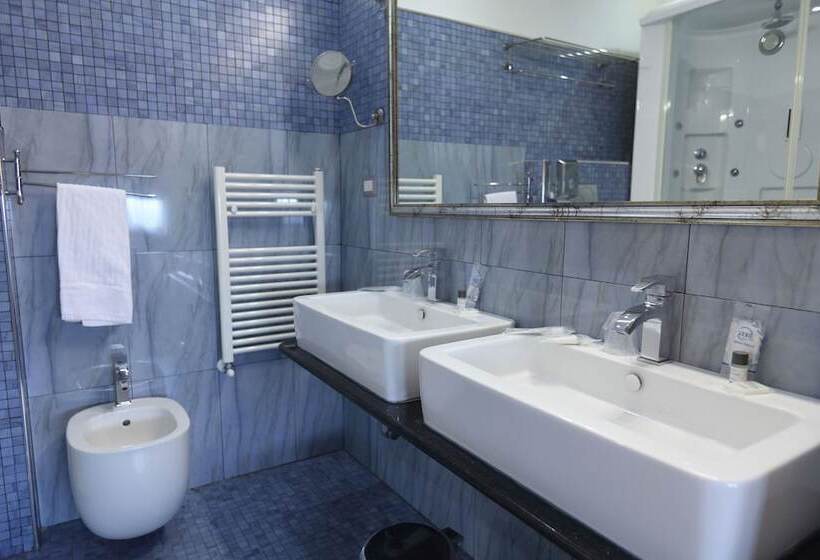 غرفة عائلية, Relax Roma Nord