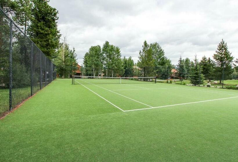 דירת חדר, Mountain Side C301