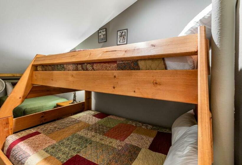 דירת חדר, Mountain Side C301