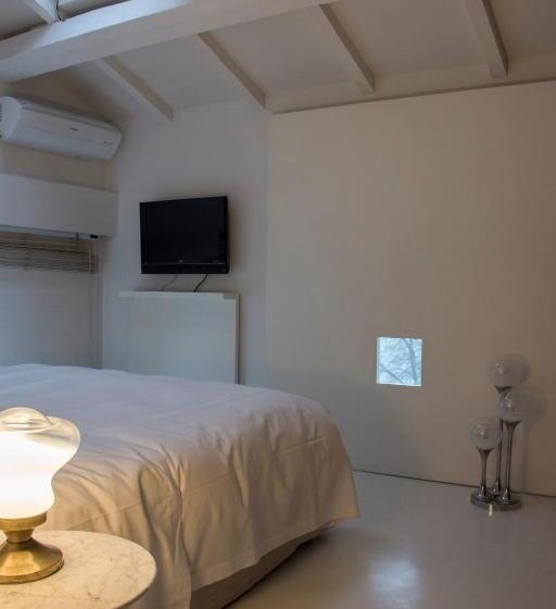 سوییت, Riva Lofts Florence
